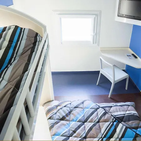 Hotel Hotelf1 Sud *
